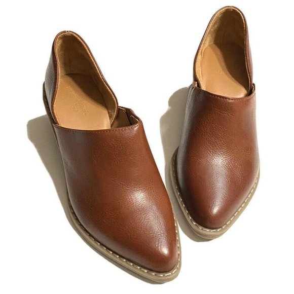 Universal Thread Womens Rylie Cognac Pointed Toe Ankle Bootie Shoe - Picture 3 of 3